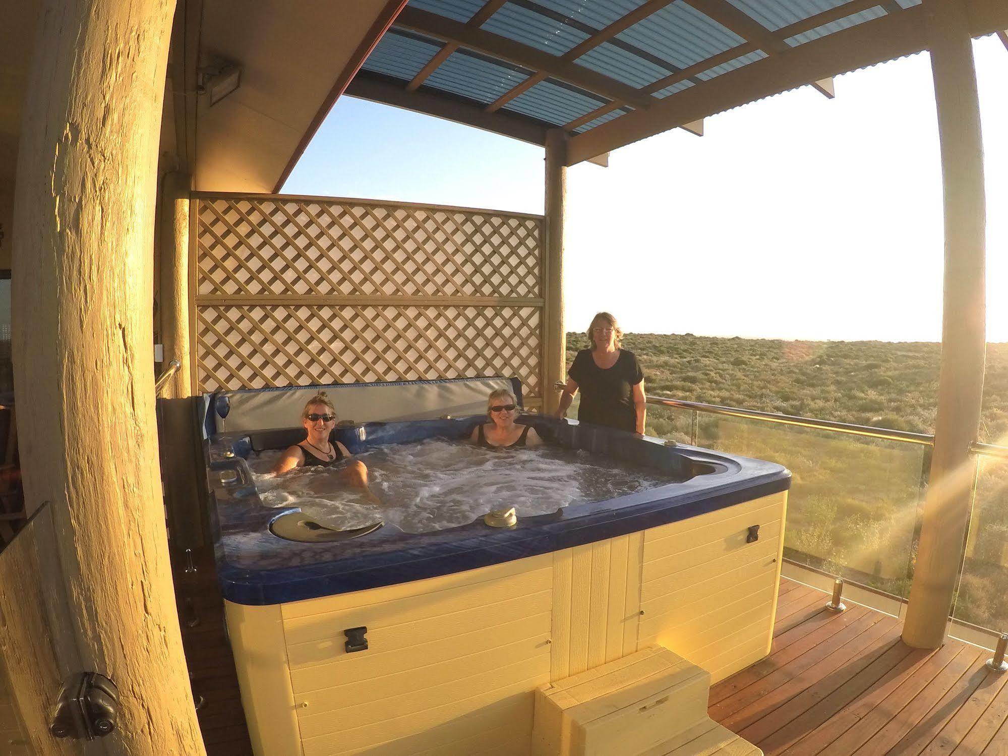 On The Deck @ Shark Bay Bed & Breakfast Denham Exterior photo